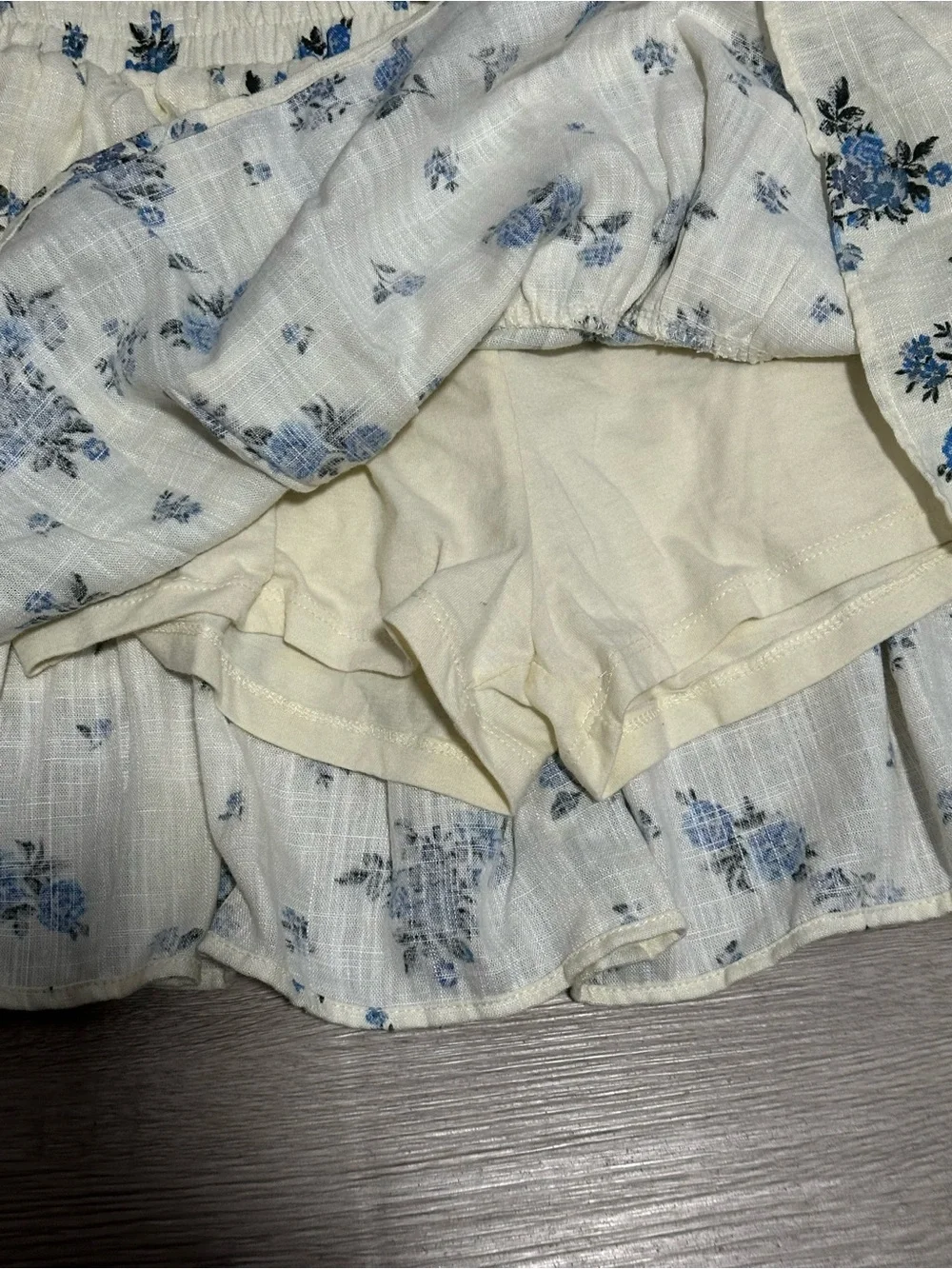 Kohl's Girls Cream and Blue Floral Matching Set - Crop Top & Tiered Skirt